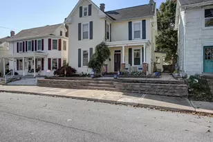 208 Hamilton Ave, Waynesboro, PA 17268 - Photo 5