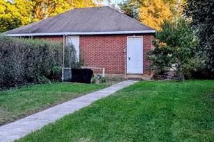 1426 Alexander Ave, Chambersburg, PA 17201 - Photo 7