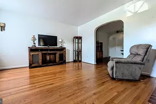 1426 Alexander Ave, Chambersburg, PA 17201 - Photo 17