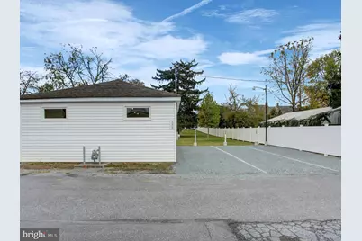 148 N Carlisle St, Greencastle, PA 17225 - Photo 9