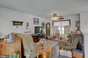 102 Quentin Cir, Shippensburg, PA 17257 - Photo 9