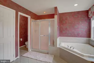 1223 E Pebblebrook Dr, Greencastle, PA 17225 - Photo 45