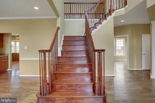 1223 E Pebblebrook Dr, Greencastle, PA 17225 - Photo 11