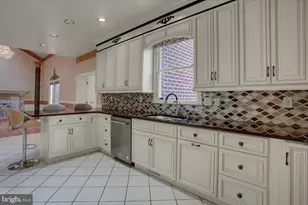 3325 Muirfield Dr, Chambersburg, PA 17202 - Photo 15