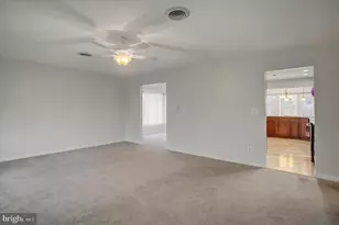 1032 Upland Dr, Fayetteville, PA 17222 - Photo 5