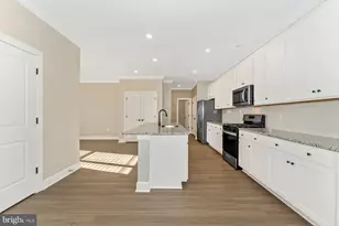 512 Abigail Ave, Waynesboro, PA 17268 - Photo 9