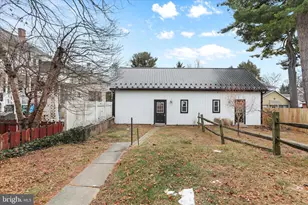 1052 Edgar Ave, Chambersburg, PA 17201 - Photo 33