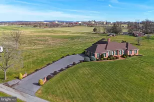 1015 Buchanan Trail E, Greencastle, PA 17225 - Photo 5