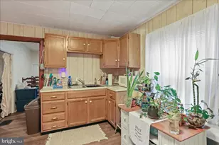 26 E E Madison St, Greencastle, PA 17225 - Photo 17