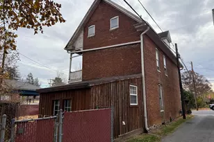 34 Clayton Ave, Waynesboro, PA 17268 - Photo 5