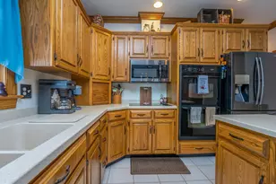 1709 Ragged Edge Rd, Chambersburg, PA 17202 - Photo 17