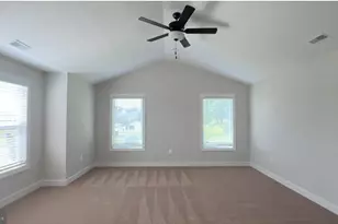 424 Abigail Ave, Waynesboro, PA 17268 - Photo 5