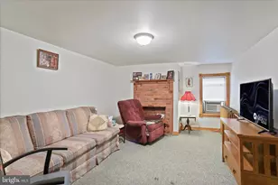 20 E E Madison St, Greencastle, PA 17225 - Photo 23