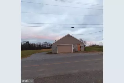 5237 G Rolling Road, Chambersburg, PA 17202 - Photo 1