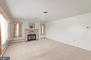 1055 S Main St, Chambersburg, PA 17201 - Photo 9