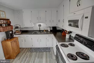 249 E Madison St, Greencastle, PA 17225 - Photo 15