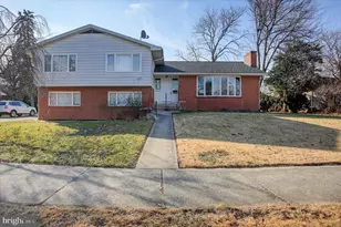 970 Leidig Dr, Chambersburg, PA 17201 - Photo 1