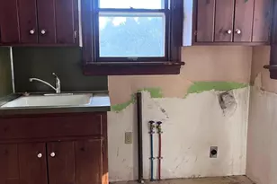 128 W Main St, Fayetteville, PA 17222 - Photo 9