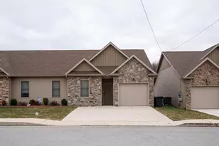 813 S Church St, Waynesboro, PA 17268 - Photo 27