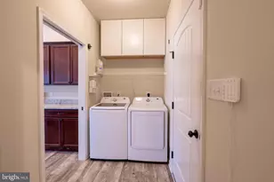 813 S Church St, Waynesboro, PA 17268 - Photo 5