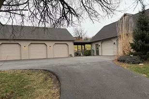 11625 Gehr Rd, Waynesboro, PA 17268 - Photo 3