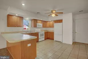 1212 Brandon Dr, Chambersburg, PA 17201 - Photo 11