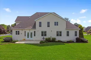 3271 St Andrews Dr, Chambersburg, PA 17202 - Photo 5