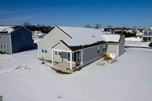 2098 Mandarin Dr, Chambersburg, PA 17202 - Photo 35