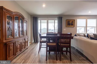 2098 Mandarin Drive, Chambersburg, PA 17202 - Photo 7