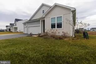 2098 Mandarin Dr, Chambersburg, PA 17202 - Photo 29