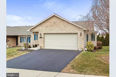 315 Woodvale Drive, Chambersburg, PA 17201 - Photo 3