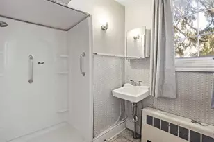 141 S Washington St, Greencastle, PA 17225 - Photo 5