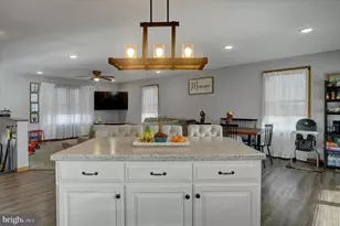 10193 Cardinal Dr, Orrstown, PA 17244 - Photo 11