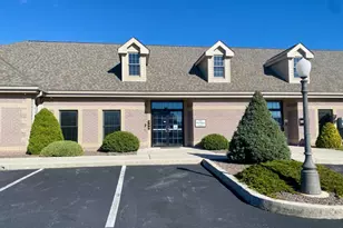 409 Phoenix Dr, Chambersburg, PA 17201 - Photo 1
