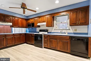 25 Lippizan Dr Dr, Shippensburg, PA 17257 - Photo 9