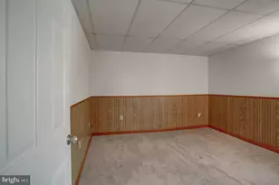 290 W 2nd St, Waynesboro, PA 17268 - Photo 19