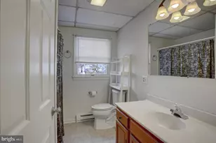 290 W 2nd St, Waynesboro, PA 17268 - Photo 15