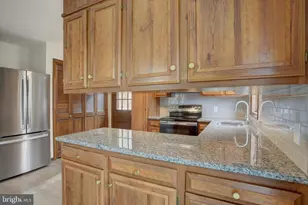 8147 Michaux Dr, Fayetteville, PA 17222 - Photo 9