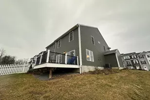 11115 Gopher Dr N, Waynesboro, PA 17268 - Photo 9