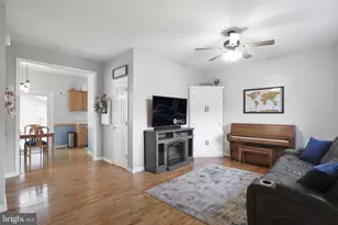 1976 Ashley Dr, Chambersburg, PA 17201 - Photo 11