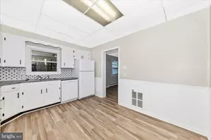 148 Hamilton Ave, Waynesboro, PA 17268 - Photo 17