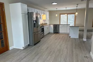 805 Antrim Ln, Greencastle, PA 17225 - Photo 3