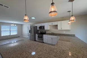 805 Antrim Ln, Greencastle, PA 17225 - Photo 5