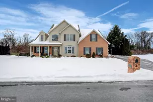 108 N Blackberry Ln, Fayetteville, PA 17222 - Photo 1