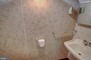 140 Vine St, Chambersburg, PA 17201 - Photo 33