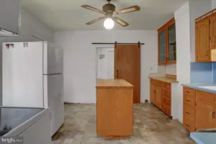 140 Vine St, Chambersburg, PA 17201 - Photo 11