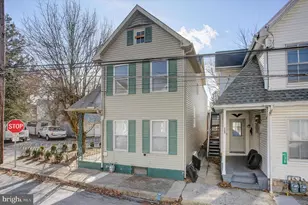 140 Vine St, Chambersburg, PA 17201 - Photo 1