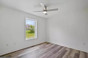 8286 Capri Ct, Waynesboro, PA 17268 - Photo 13