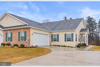 3243 Portrait Way, Chambersburg, PA 17201 - Photo 3