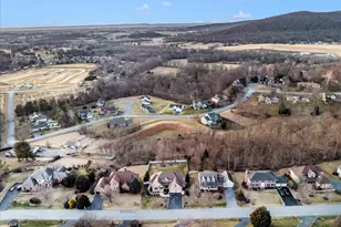 11067 Weatherstone Dr, Waynesboro, PA 17268 - Photo 49